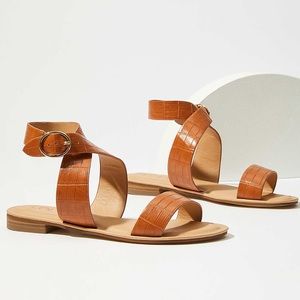 NWT Crossover Sandals